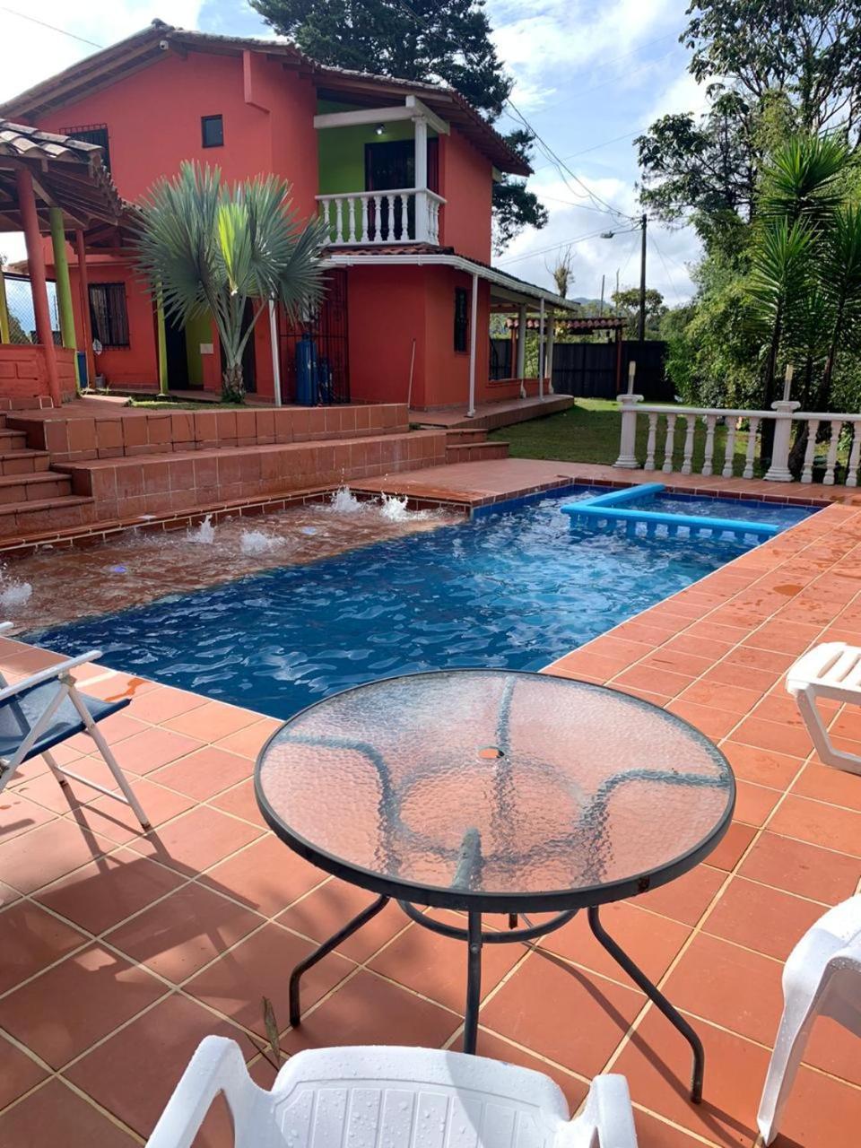 Finca Hotel La Bonita Guatape Guatapé Exterior foto